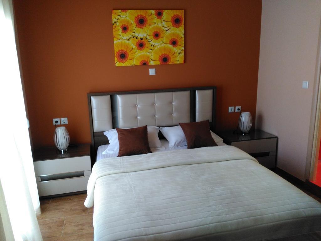 Paraskevi'S Luxury Studios Parga Exteriör bild